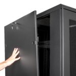 Y10E064-B1-SolidRack-R3103-Premium-25U-Rack-Enclosure-Cabinet11.jpg