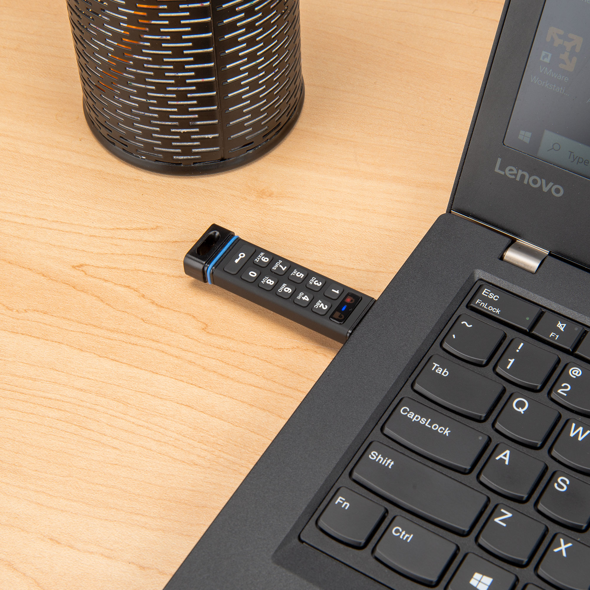 DataSecure-FX5-16GB-Encrypted-USB-Flash-Drive-16.jpg