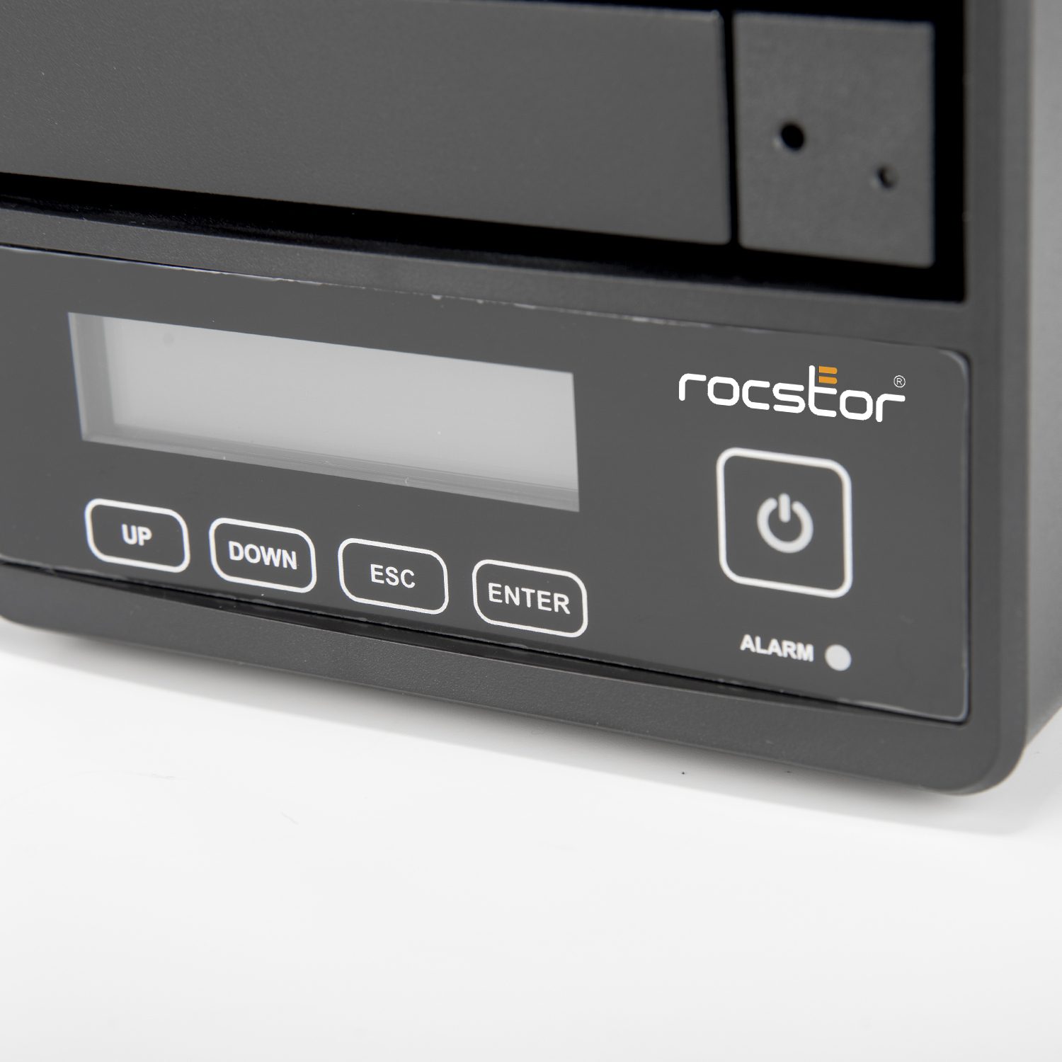 Rocpro-U35-USB-C-Desktop-RAID-Storage10.jpg