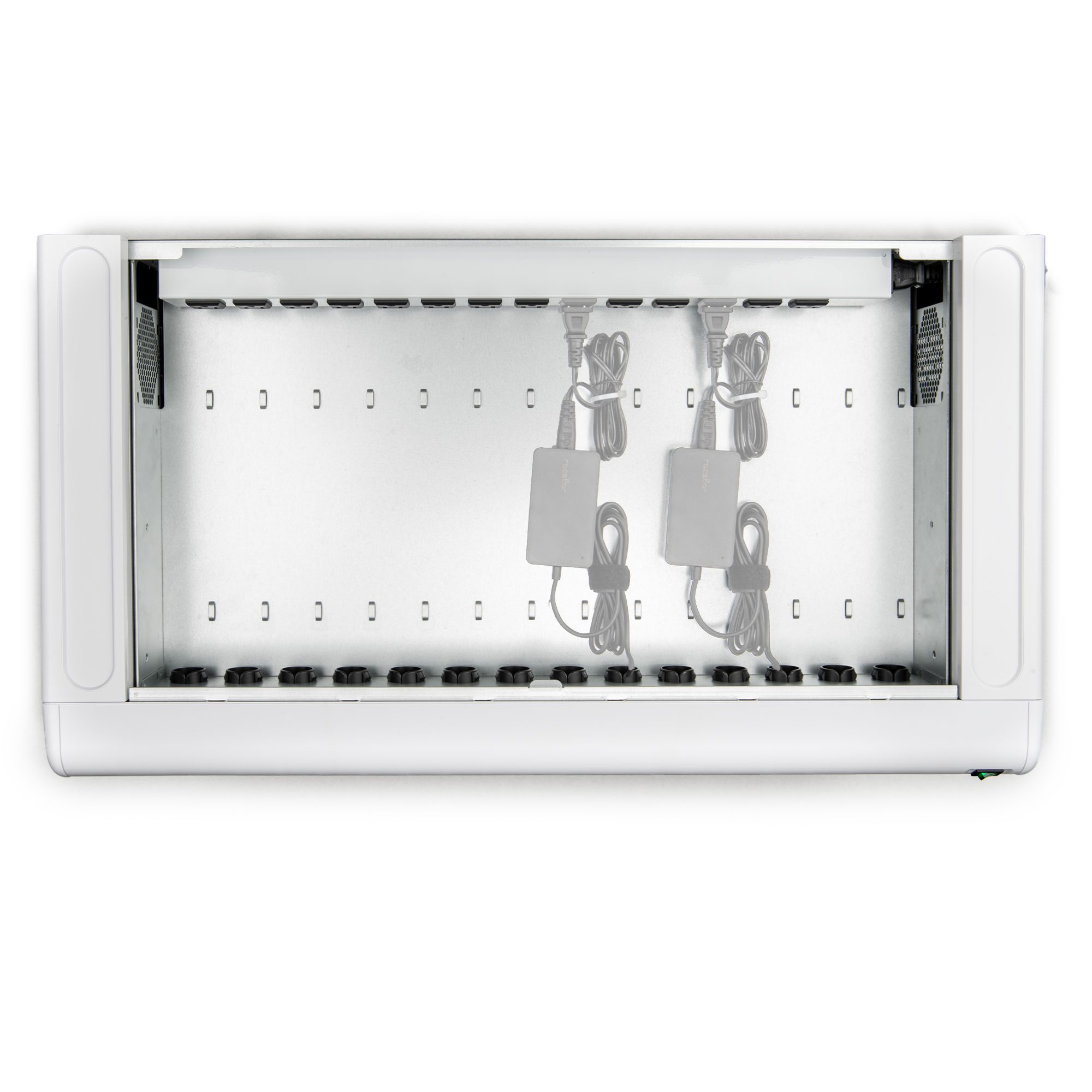 Rocstor-Volt-C14-Charging-Station19.jpg