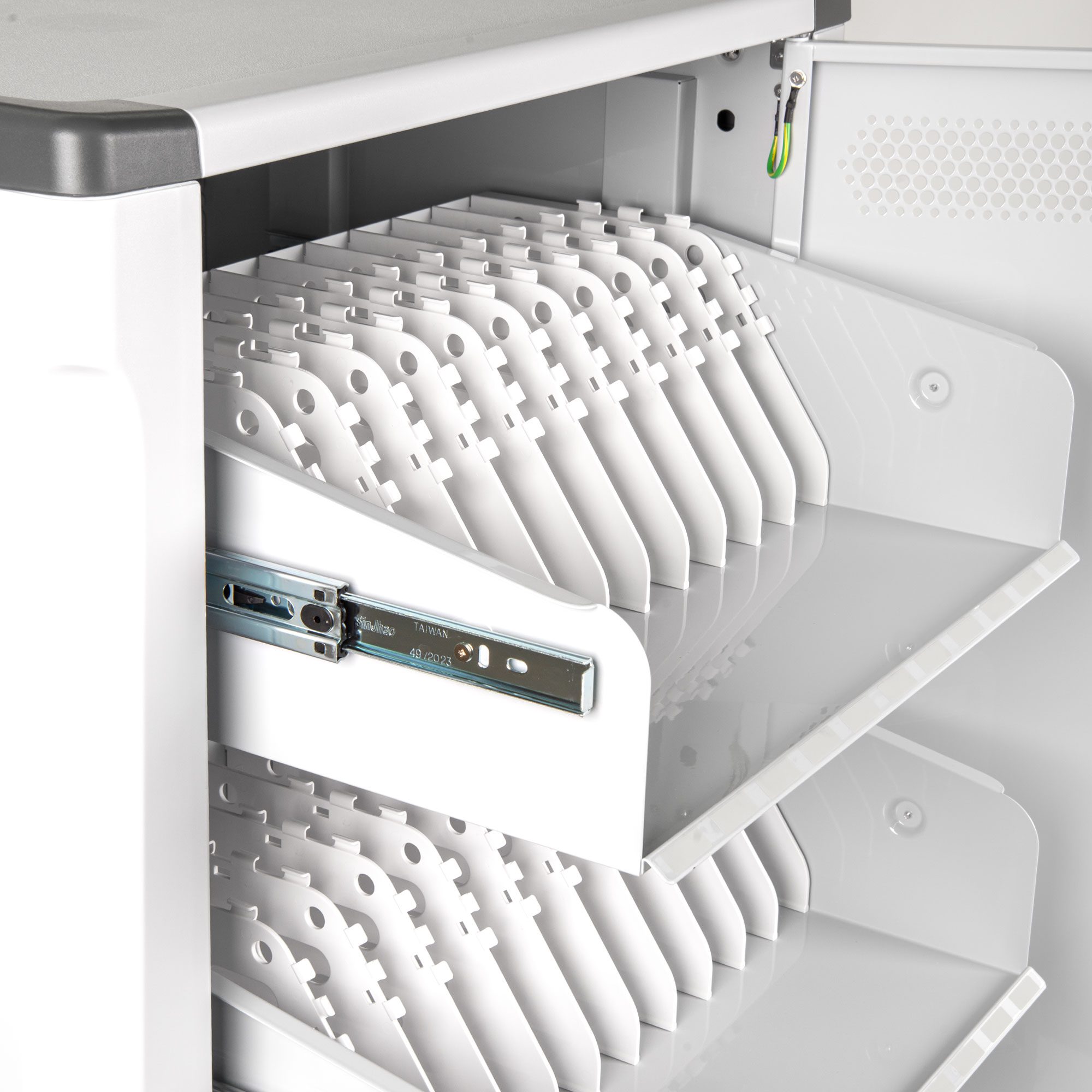 Volt-C32-Charging-Cart14.jpg