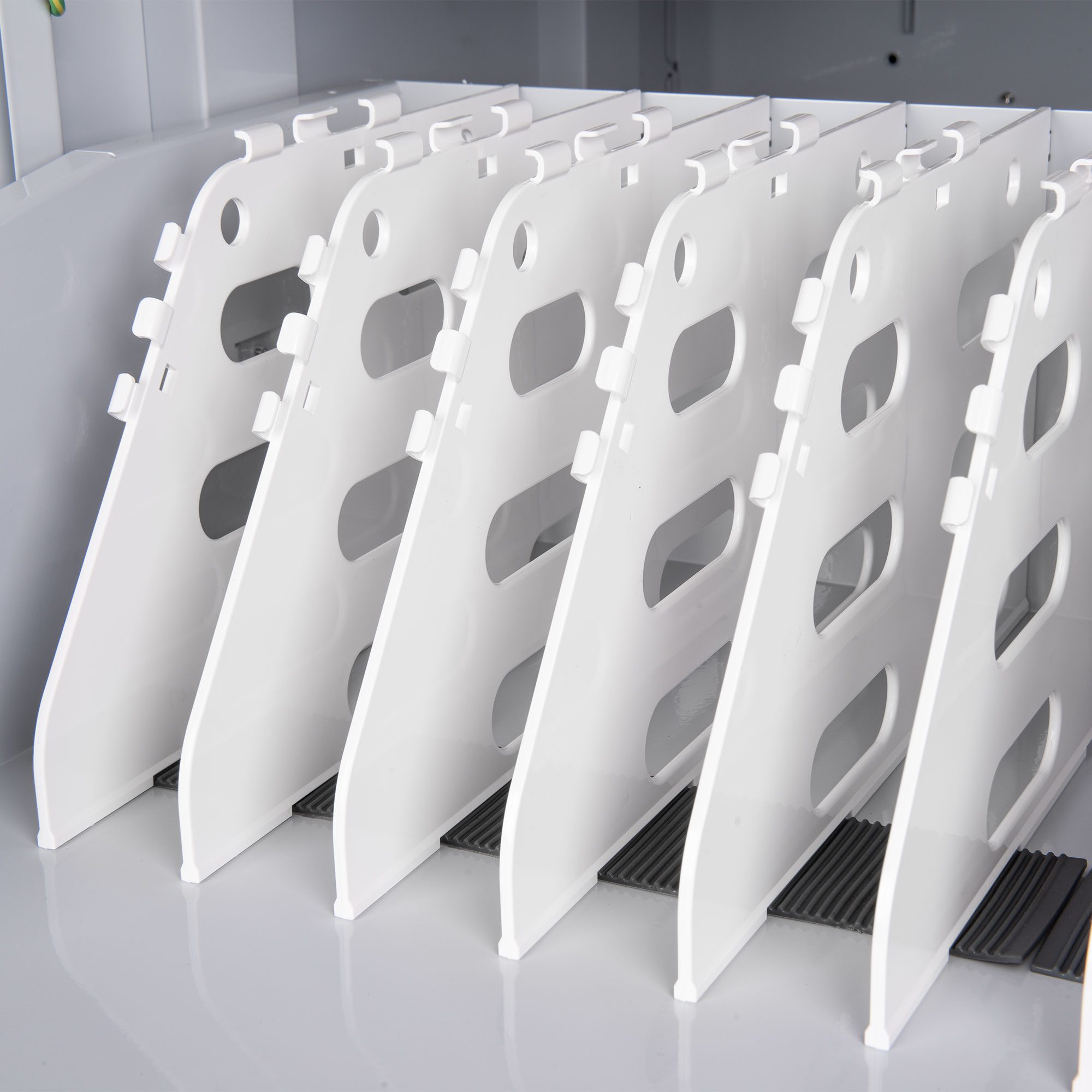 Volt-C42-Charging-Cart-Built-for-Up-to-42-Devices20.jpg