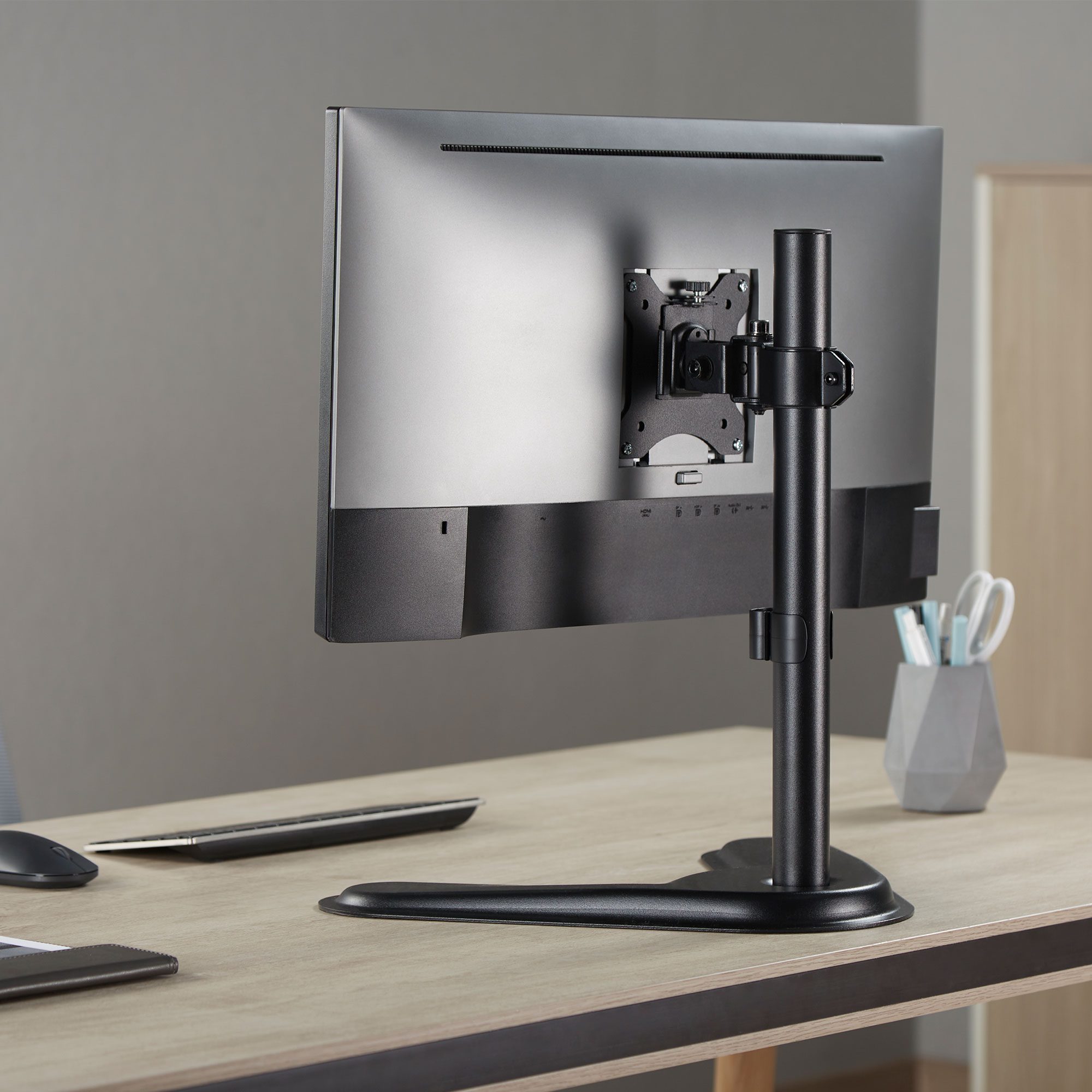 Y10N002-B1-ErgoReach-EP1-Pole-Mount-Single-Monitor-Stand-Up-to-34-Display-Black8.jpg
