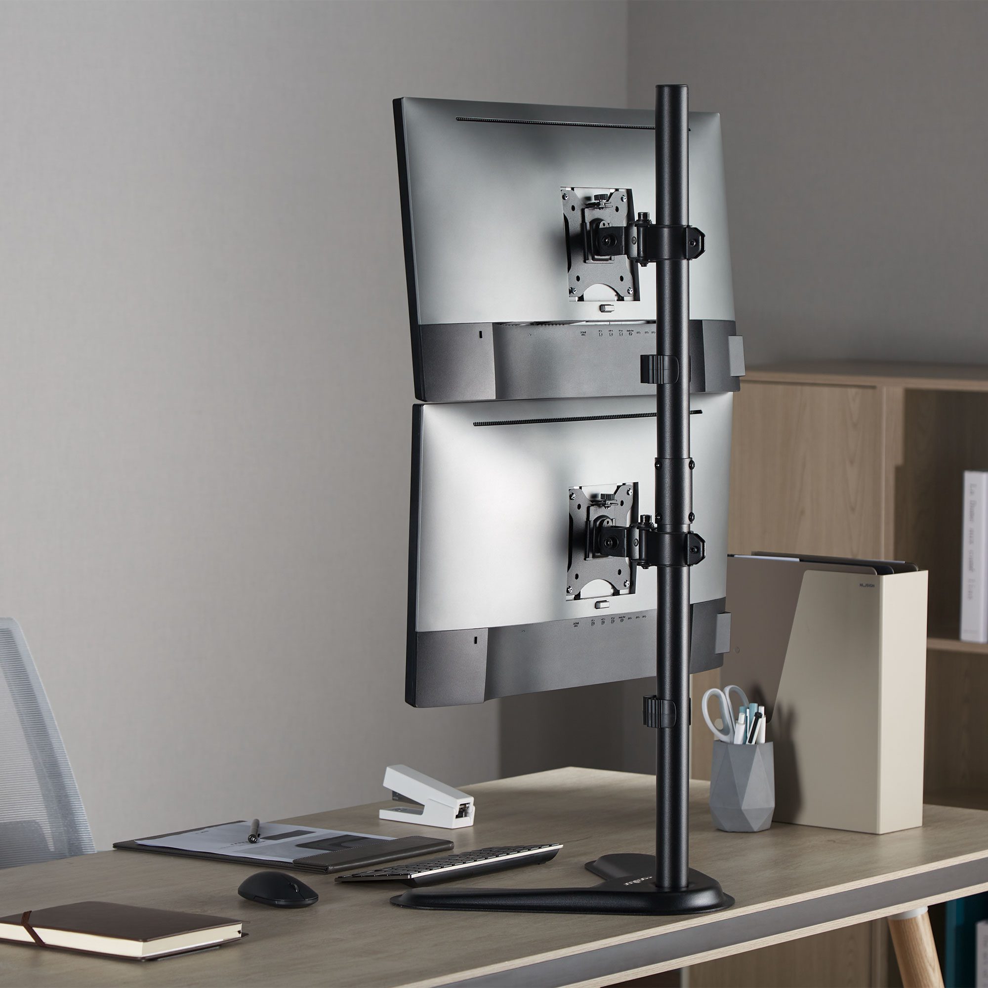 Y10N009-B1-ErgoReach-EP7-Premium-Dual-Screen-Monitor-Pole-Stand7.jpg