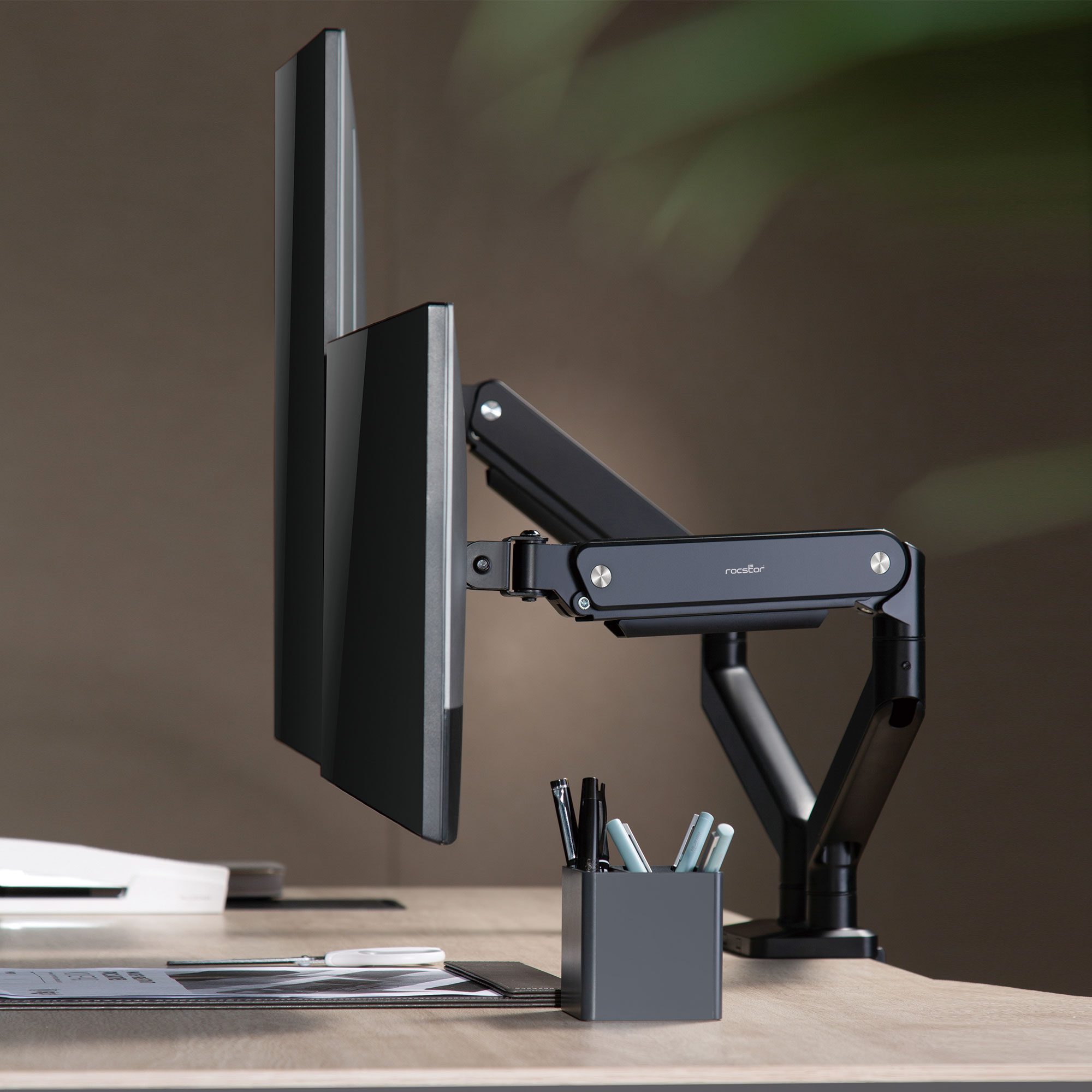 Y10N012-B1-ErgoReach-ED2-Premium-Dual-Ergonomic-Monitor-Arm-C-Clamp-Grommet9.jpg
