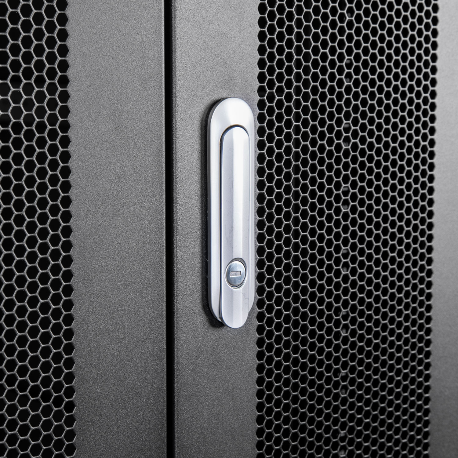 Y10E094-B2 27U Rack 13