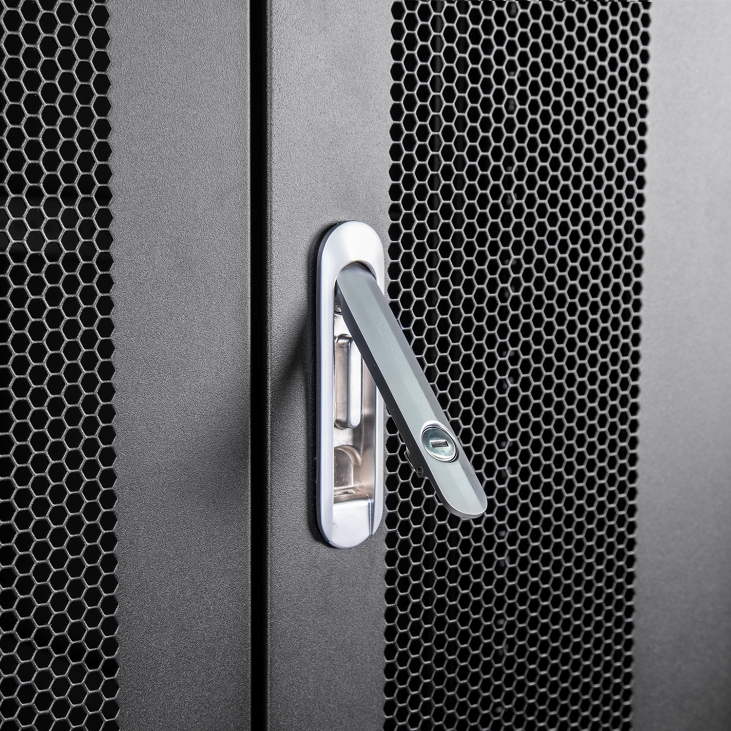 Y10E094-B2 27U Rack 14