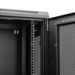 Y10E092-B1 15U Wall Rack11