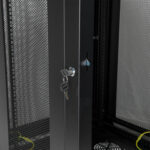 Y10E092-B1 15U Wall Rack16